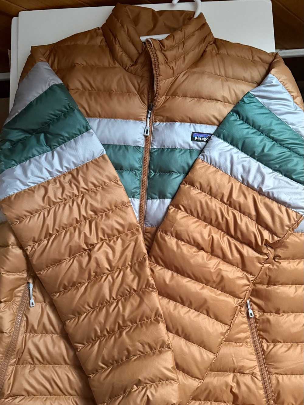 Patagonia Down sweater Tan Puffer Jacket with Green and Silver Chevron Stripes